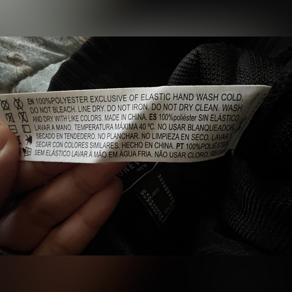 Bundle (2) Brand New Men’s Sherpa Joggers in Black and White by Forever21 size M - Picture 10 of 10